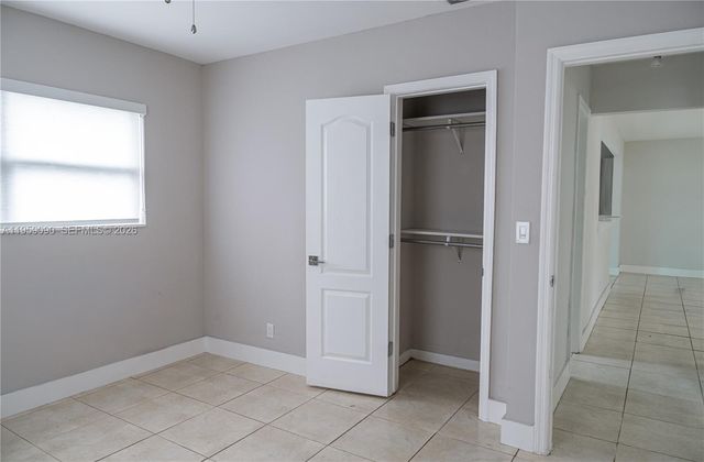 2842 Jackson St, Hollywood, FL 33020