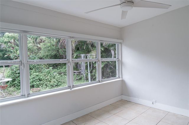 2842 Jackson St, Hollywood, FL 33020