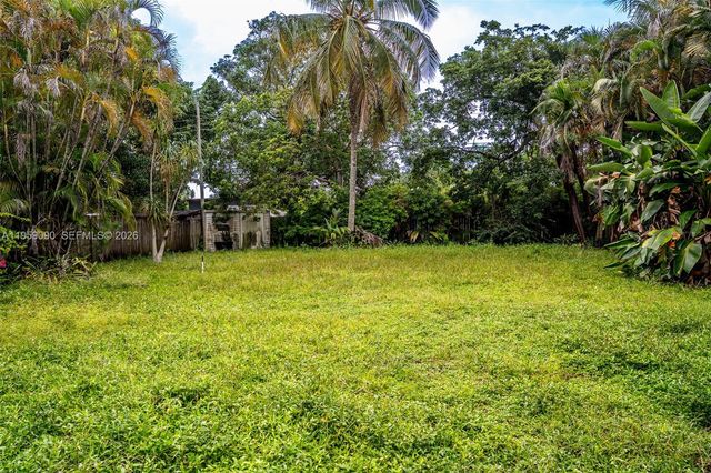 2842 Jackson St, Hollywood, FL 33020