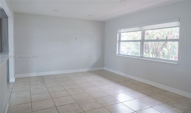 2842 Jackson St, Hollywood, FL 33020