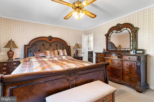 31 CRESTVIEW DR, Southampton, PA 18966