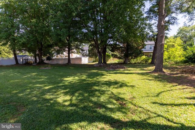 31 CRESTVIEW DR, Southampton, PA 18966