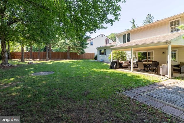 31 CRESTVIEW DR, Southampton, PA 18966