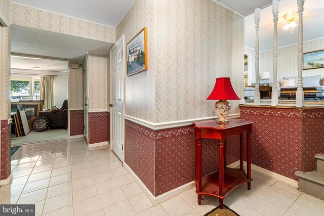 31 CRESTVIEW DR, Southampton, PA 18966