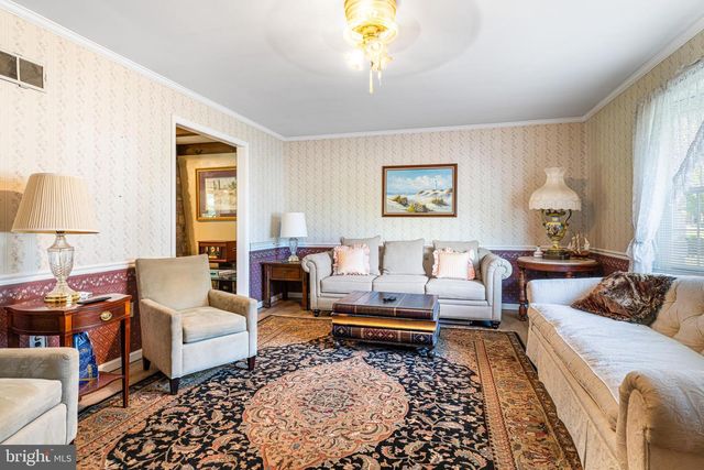 31 CRESTVIEW DR, Southampton, PA 18966