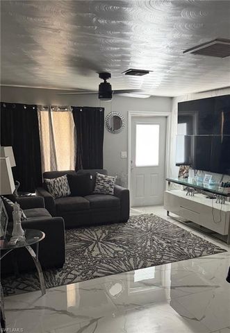 3941 Maxine ST, Fort Myers, FL 33901