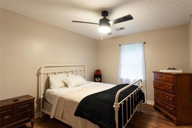 20 Dylans Court, Covington, GA 30014
