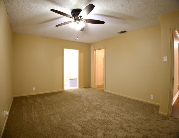2833 W Beauregard Avenue, San Angelo, TX 76901