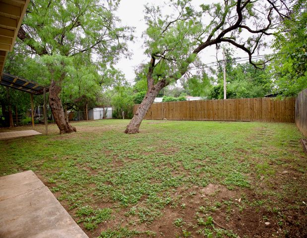 2833 W Beauregard Avenue, San Angelo, TX 76901