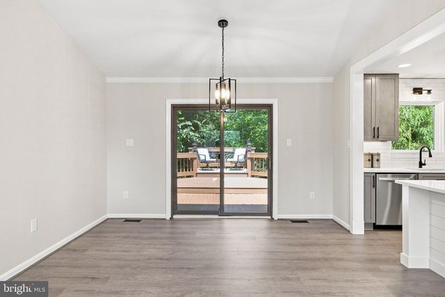 4368 SUNSET CT, Warrenton, VA 20187