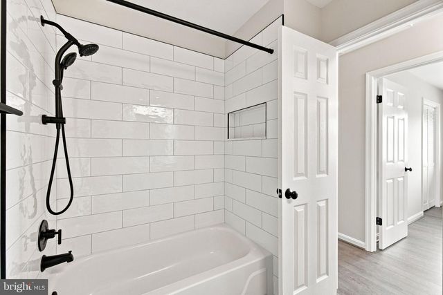 4368 SUNSET CT, Warrenton, VA 20187