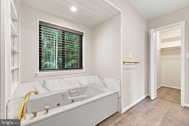 4368 SUNSET CT, Warrenton, VA 20187