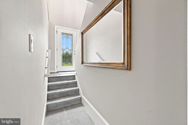 4368 SUNSET CT, Warrenton, VA 20187