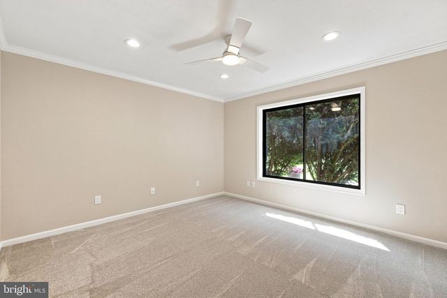 4368 SUNSET CT, Warrenton, VA 20187