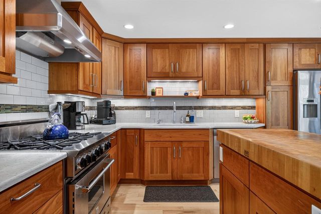 21 Larkin Street, Madison, WI 53705