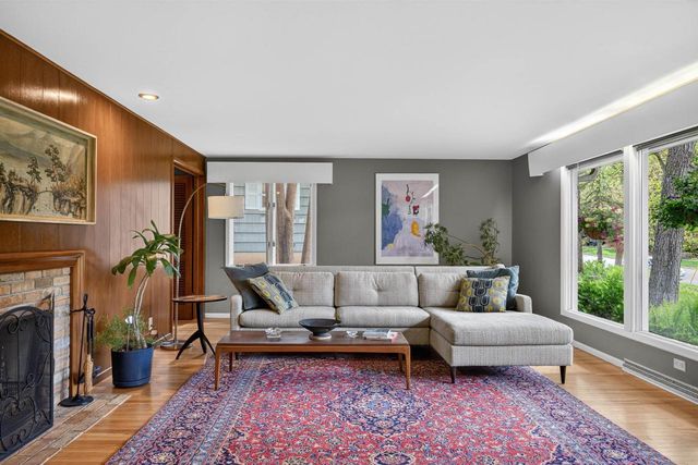21 Larkin Street, Madison, WI 53705