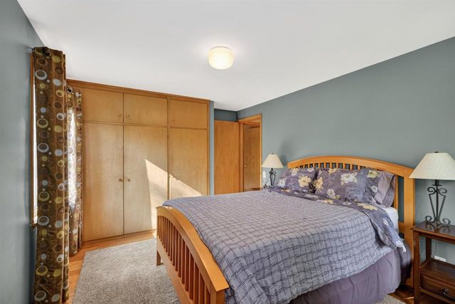 21 Larkin Street, Madison, WI 53705
