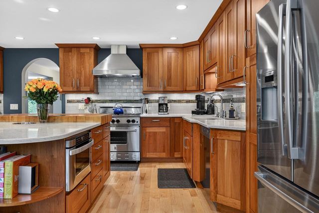 21 Larkin Street, Madison, WI 53705