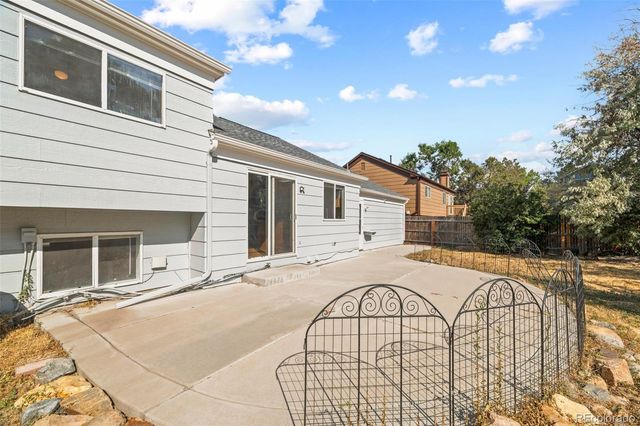 5873 S Nepal Street, Aurora, CO 80015