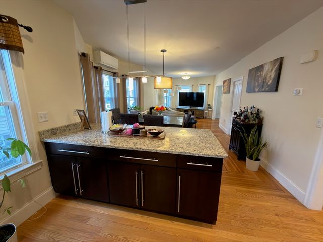 21 Marion Rd 1, Belmont, MA 02478