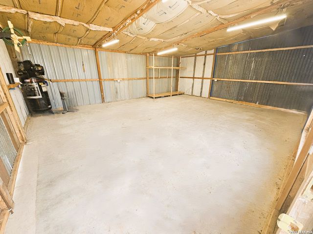 4951 FM 1283, Pipe Creek, TX 78063