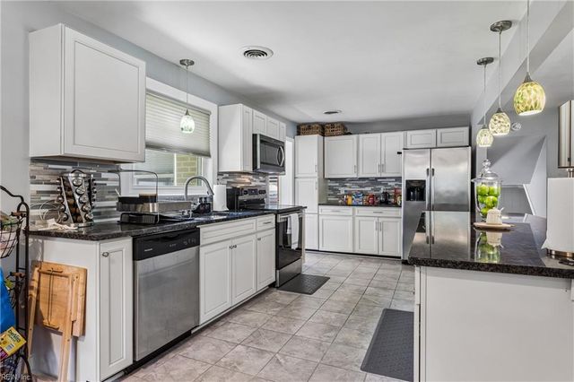 33 Green CT, Newport News, VA 23601