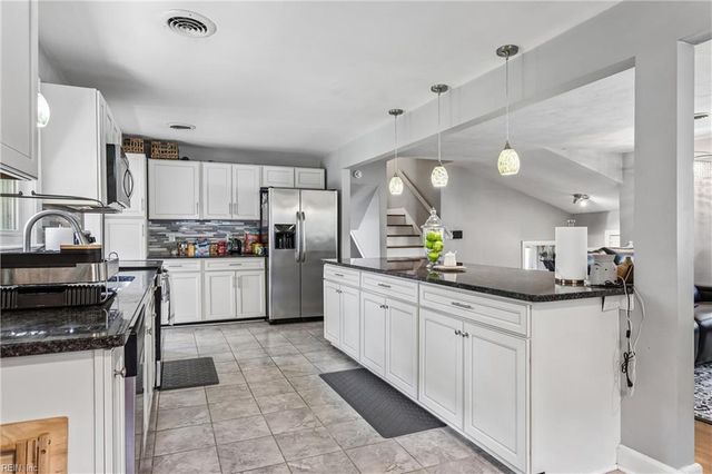 33 Green CT, Newport News, VA 23601