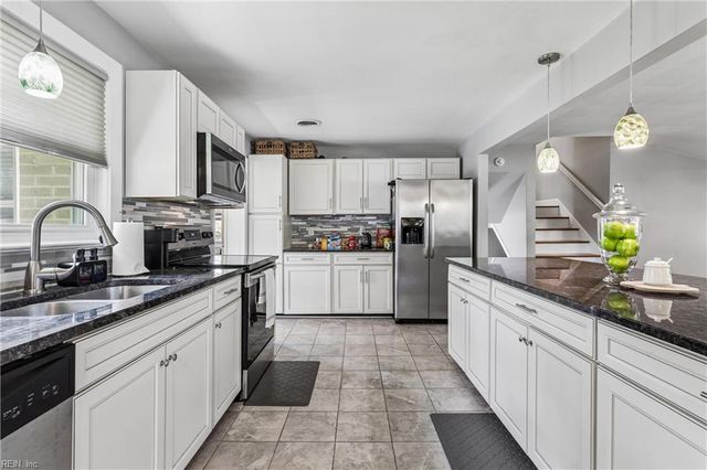 33 Green CT, Newport News, VA 23601