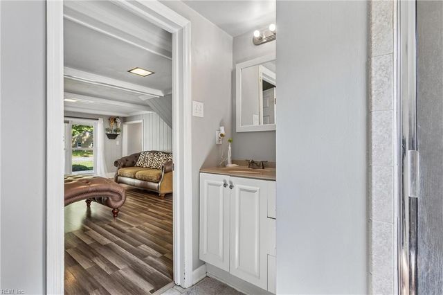 33 Green CT, Newport News, VA 23601