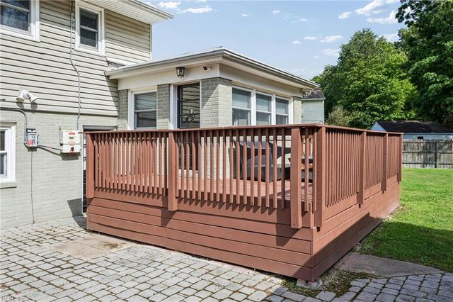 33 Green CT, Newport News, VA 23601