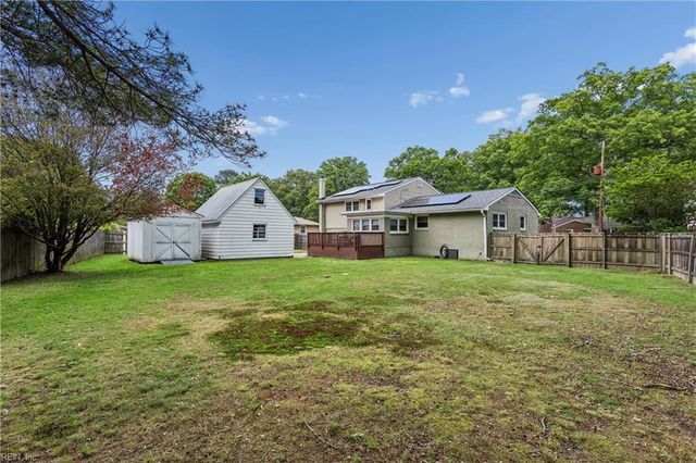 33 Green CT, Newport News, VA 23601