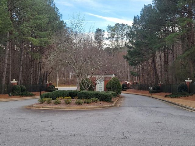 3259 Walnut Ridge, Atlanta, GA 30349