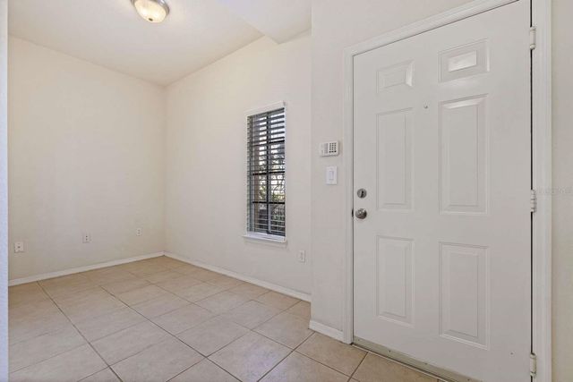 5252 W KENNEDY BOULEVARD, Tampa, FL 33609