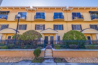 5252 W KENNEDY BOULEVARD, Tampa, FL 33609