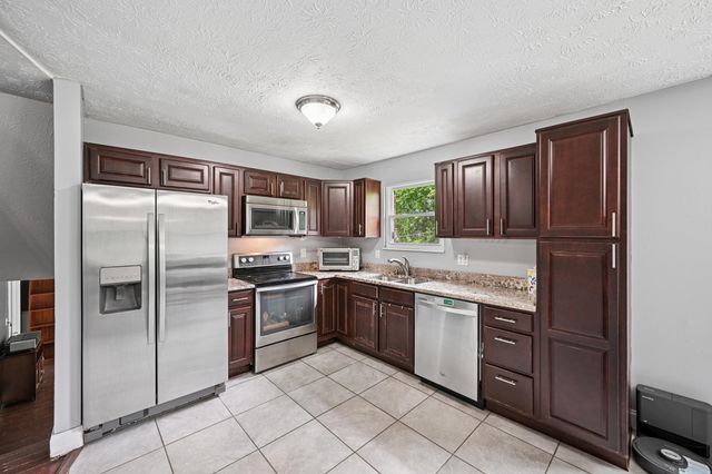 820 Cox Road, Independence, KY 41051
