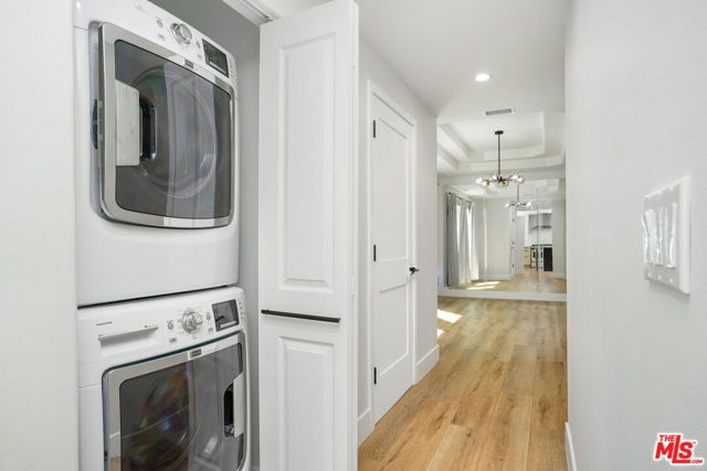 5923 Etiwanda Avenue 106, Tarzana (los Angeles), CA 91356