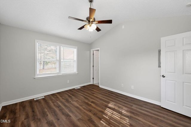 637 Bullhardt Drive, Zebulon, NC 27597