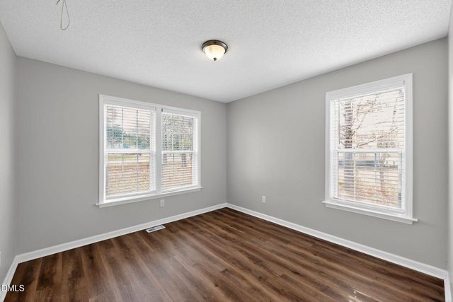 637 Bullhardt Drive, Zebulon, NC 27597