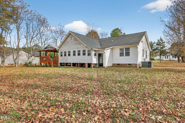 637 Bullhardt Drive, Zebulon, NC 27597