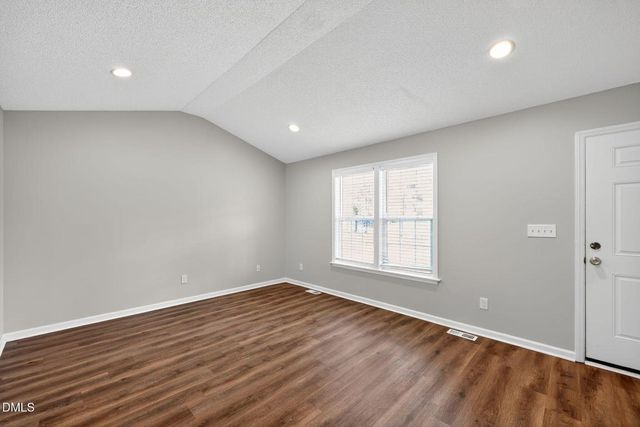 637 Bullhardt Drive, Zebulon, NC 27597