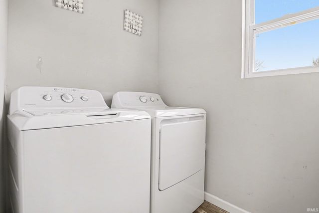 1335 Sand Hills Point, Goshen, IN 46526