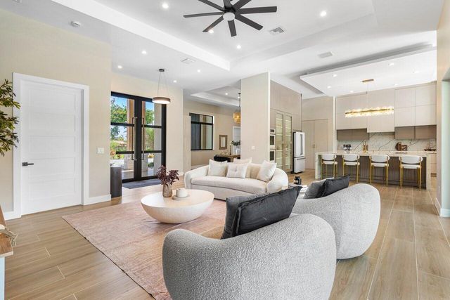 221 Milestone Way, West Palm Beach, FL 33415