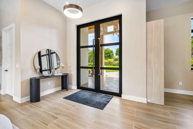 221 Milestone Way, West Palm Beach, FL 33415