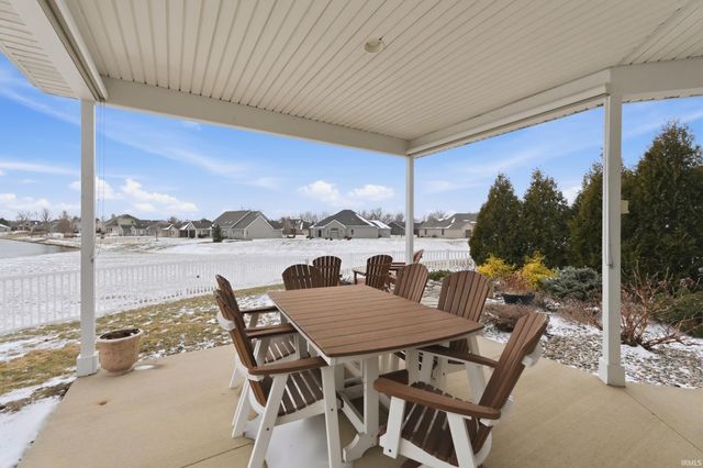 1602 Genoa Court, New Haven, IN 46774