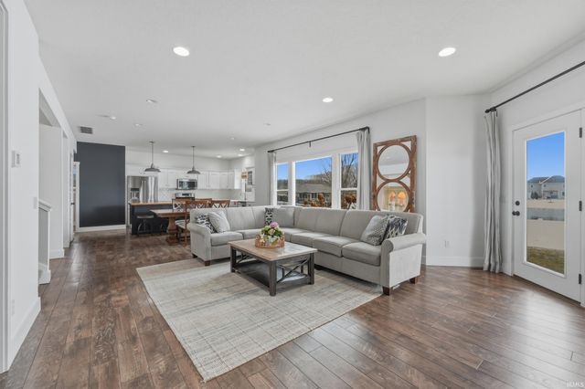 1602 Genoa Court, New Haven, IN 46774