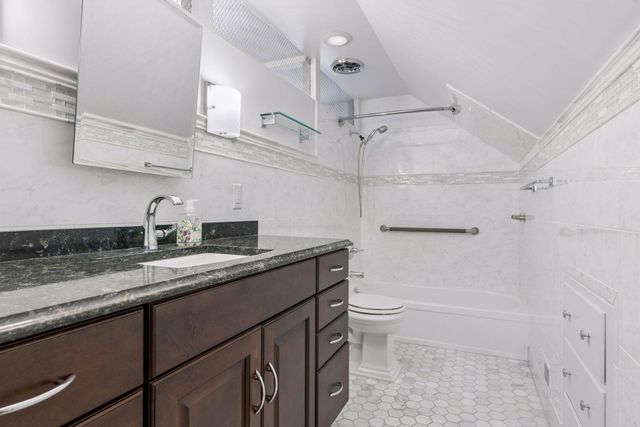 5544 Logan Avenue S, Minneapolis, MN 55419