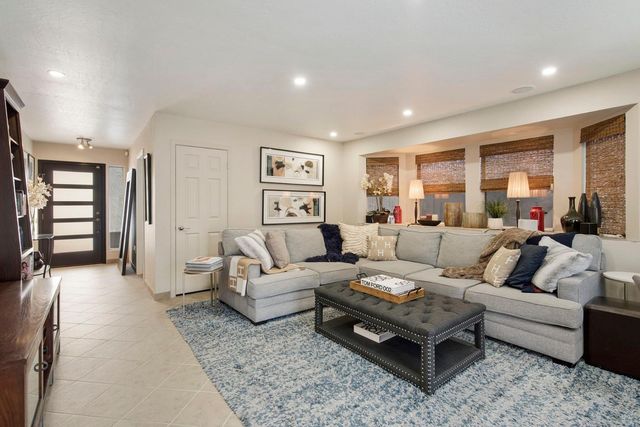 10837 E Yucca Street, Scottsdale, AZ 85259