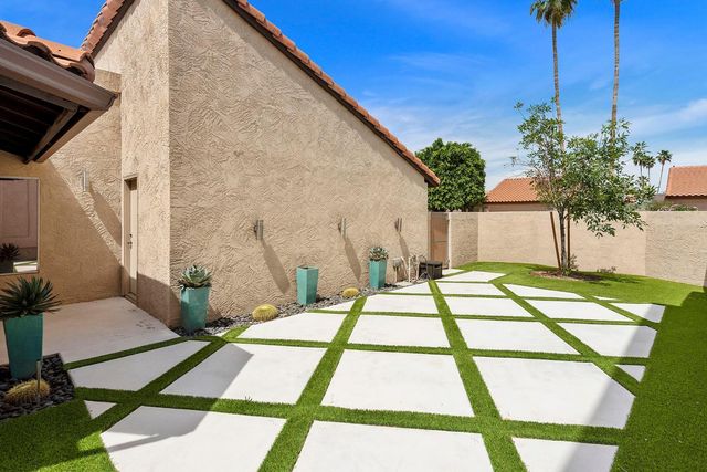 10837 E Yucca Street, Scottsdale, AZ 85259