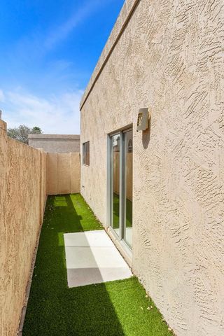 10837 E Yucca Street, Scottsdale, AZ 85259