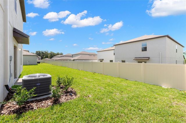 10217 SUMMER KISS AVENUE, Riverview, FL 33578